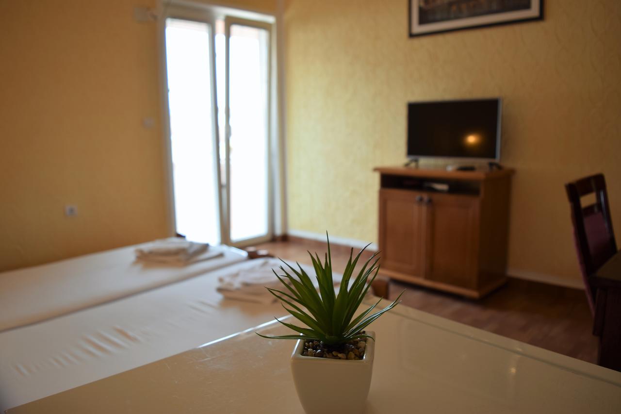 Martinovic Rooms Budva Exterior photo